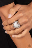 Romantic Escape - White - RG-319